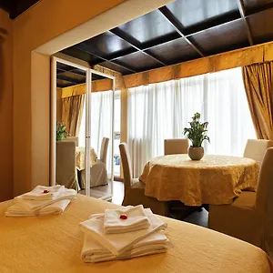 Canova In Spanish Steps Guest house