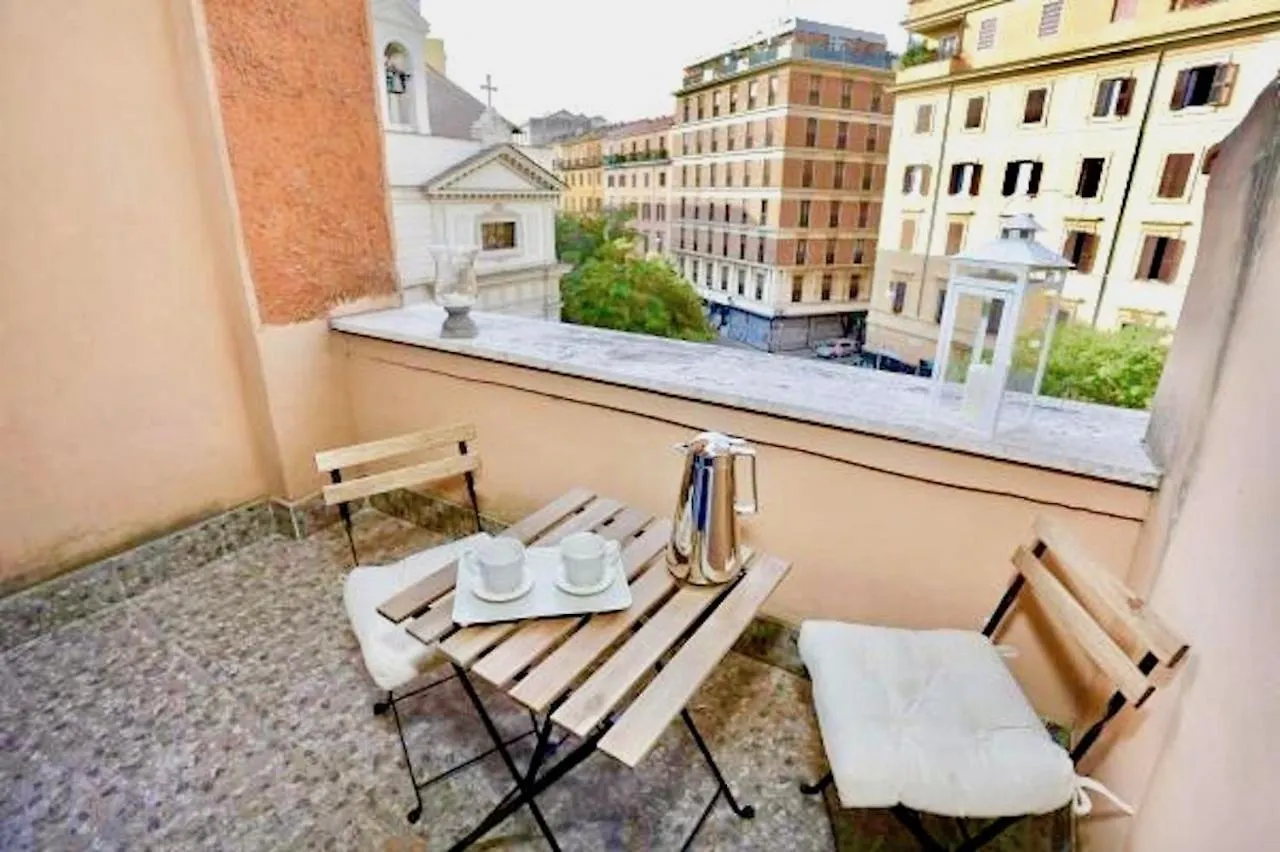 Oda ve Kahvaltı San Vito Suites Roma